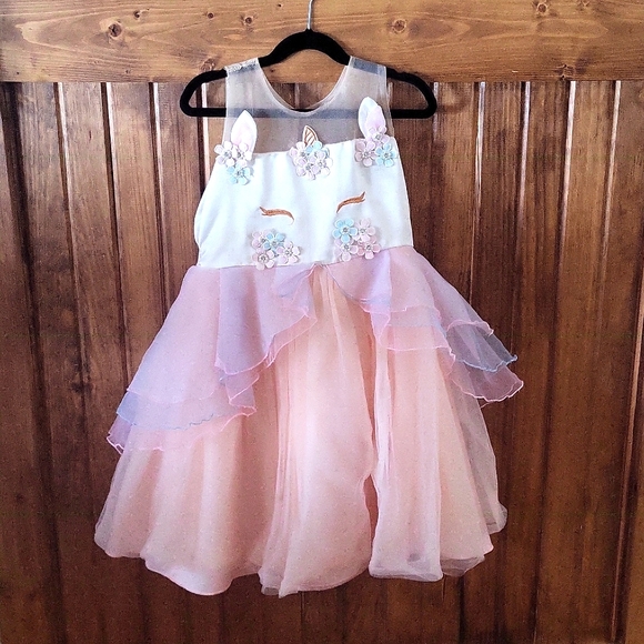 Unicorn party dress - Picture 1 of 5